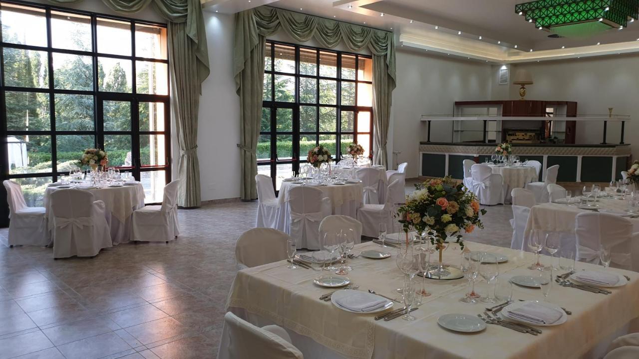 Palahotel Vallenoce Decollatura Экстерьер фото